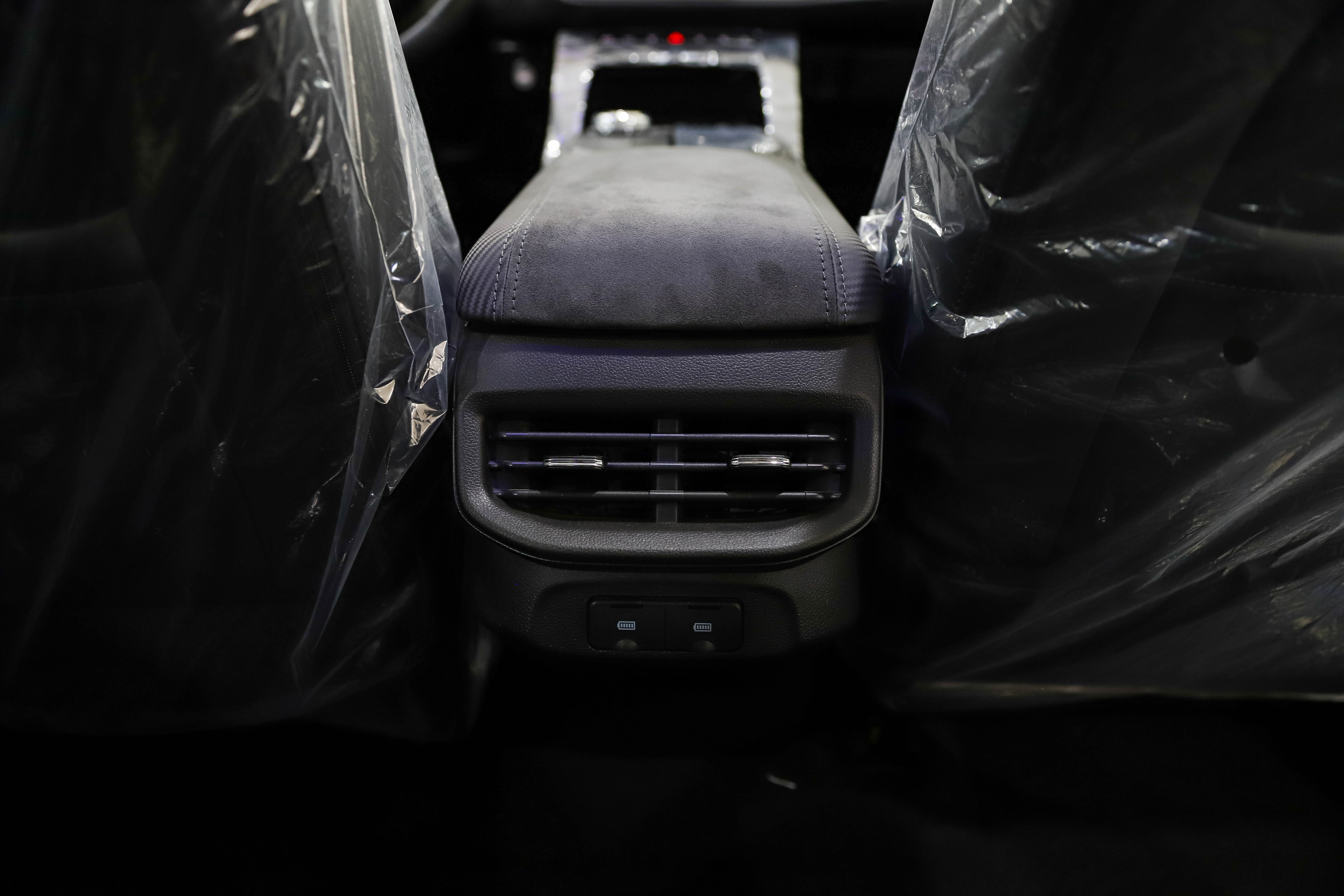 هافال H6 GT 4WD 2023 - الصور الداخلية - اسود - 3